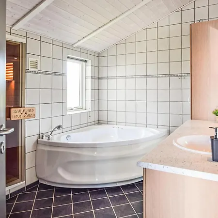 Holiday home Nice In Juelsminde With Sauna Sonderby (Midtjylland)